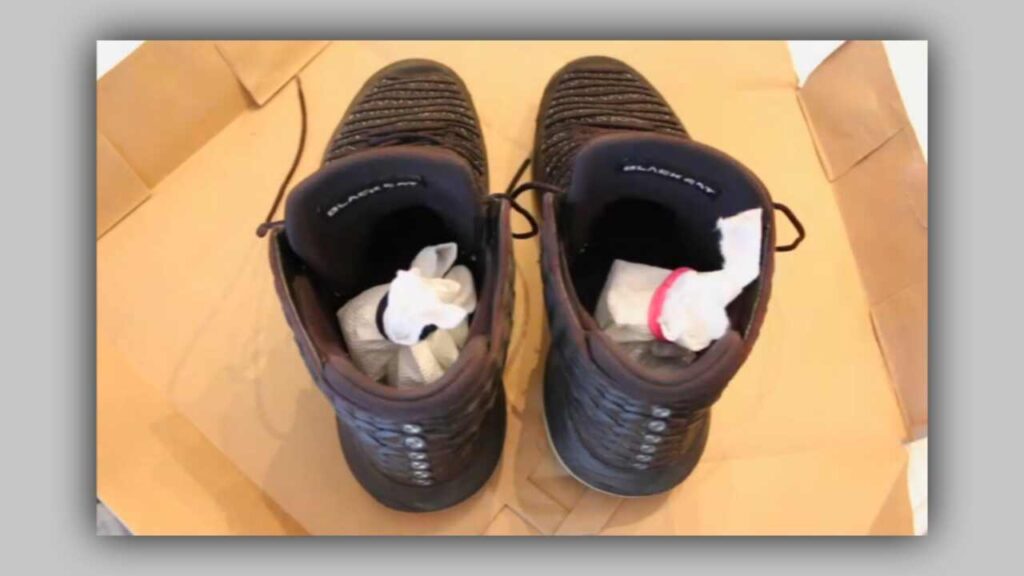 Fresh Feet: How to Remove Odour from Shoes Without Washing