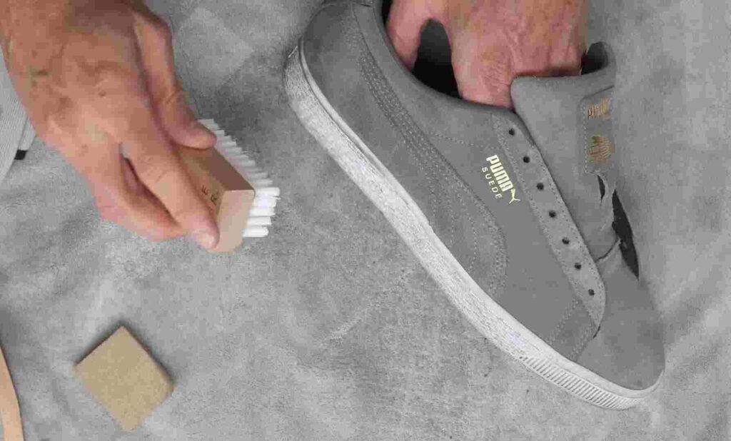 Mastering the Art of Cleaning Suede Shoes: A Comprehensive Guide